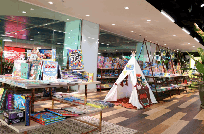 Phương Nam Book Cafe - 2